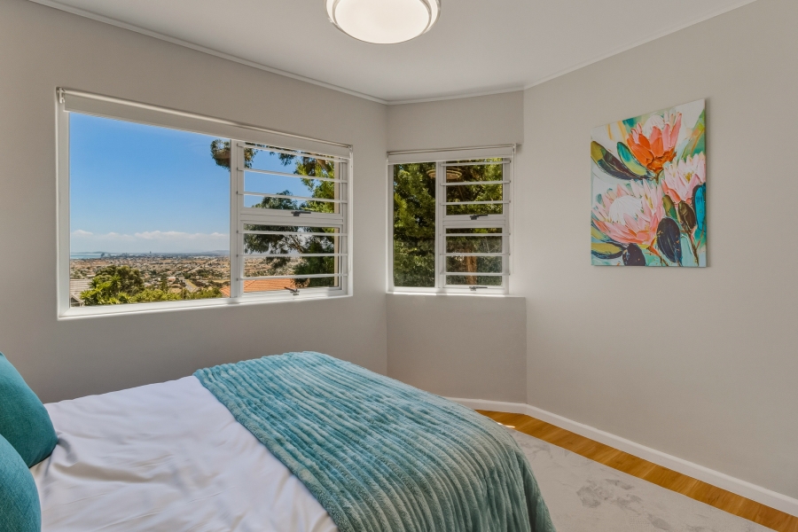 4 Bedroom Property for Sale in Gordon Heights Western Cape